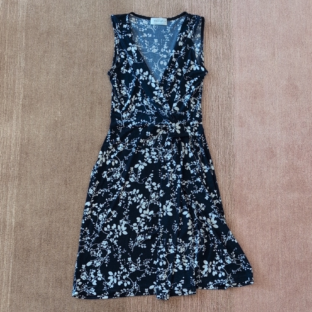 Kaileigh Size Small Seanna Faux Wrap Knit Dress